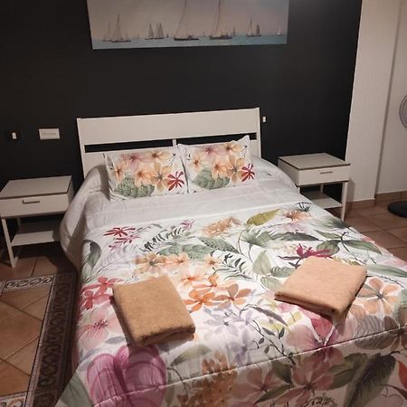 ka Sánchez vecindario Appartamento Vecindario  Esterno foto